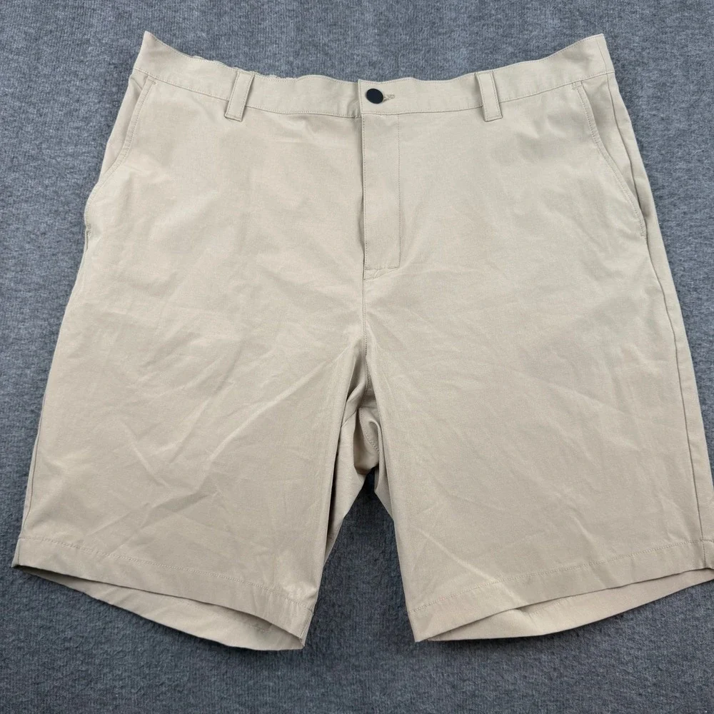 Banana Republic Shorts Men's 40 Khaki Core Temp Performance‎ Golf Chino